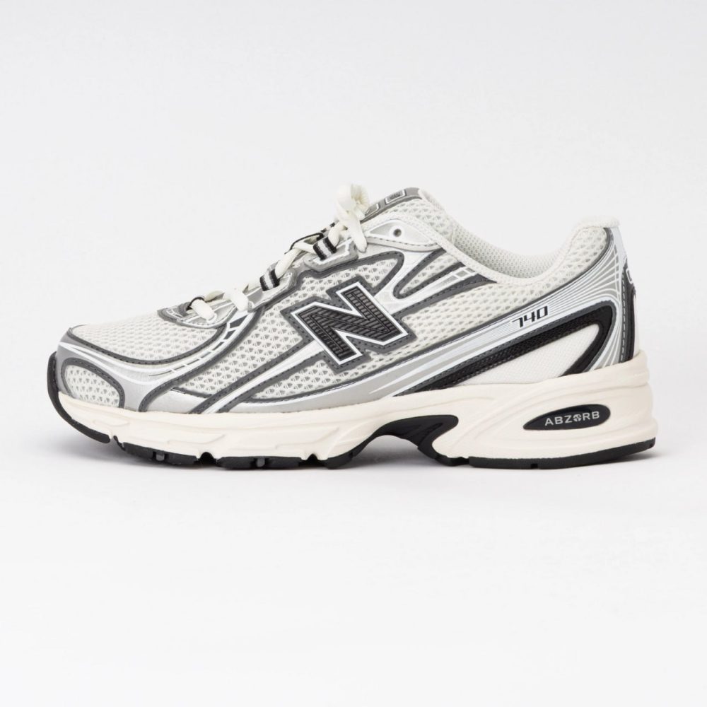 New Balance 740 "Sea Salt/Black/Silver Metallic"