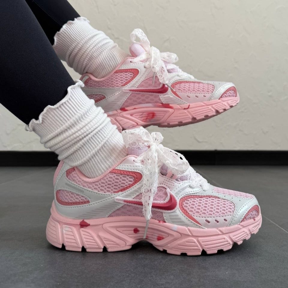 Nike V5 RNR - Custom Pink WMNS