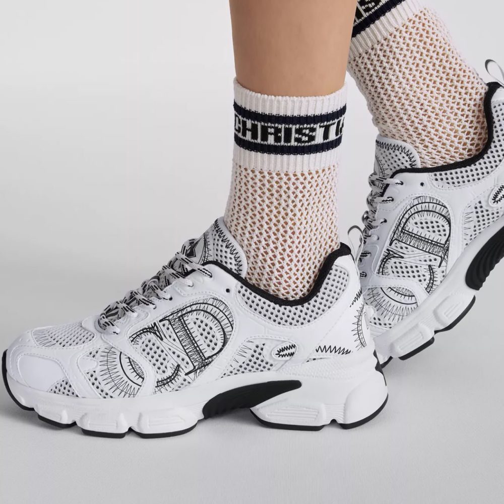 Dior Chrono Sneaker "White/Black" WMNS